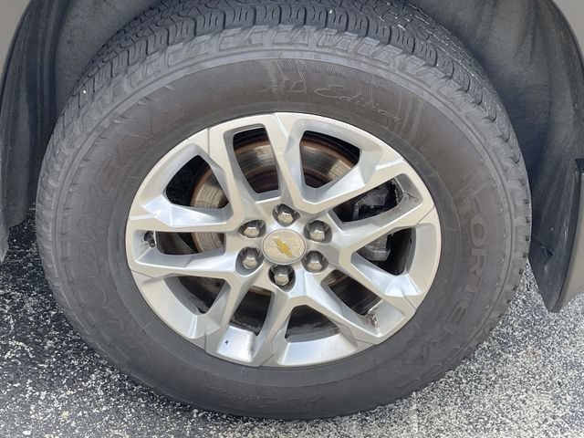 Used 2021 Chevrolet Traverse LT w/ LPO, Floor Liner Package AWD/4WD image 12