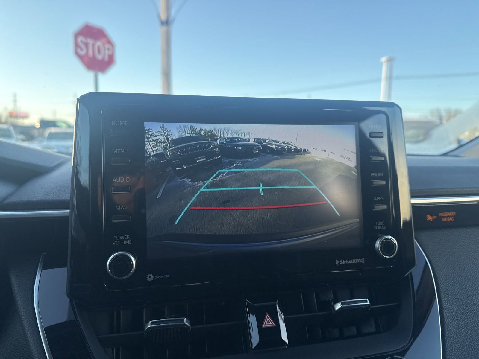 Used 2022 Toyota Corolla SE w/ Carpet Mat Package (TMS) image 19