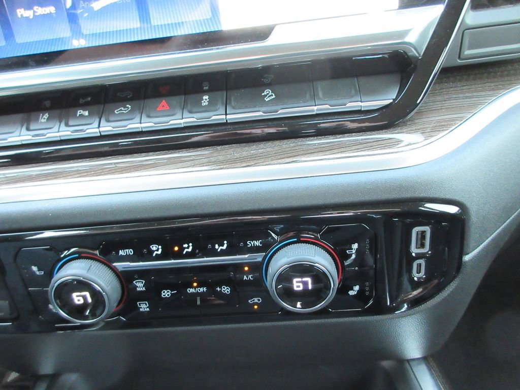 Used 2026 Chevrolet Silverado 2500 LT w/ Z71 Chrome Sport Edition image 34