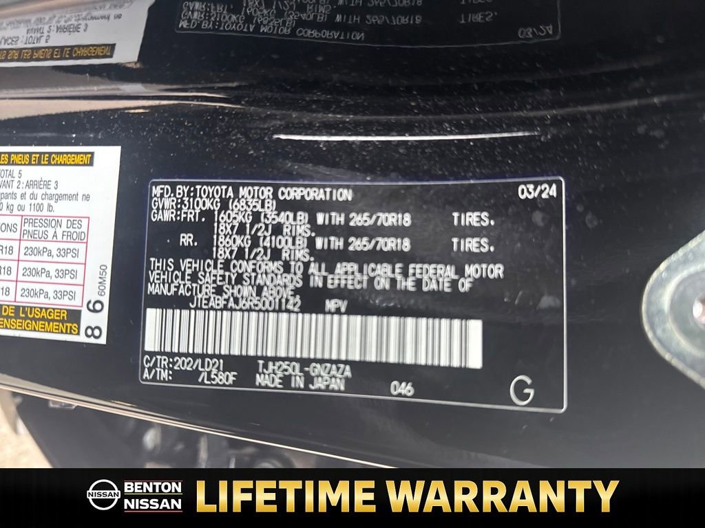 Used 2024 Toyota Land Cruiser image 34