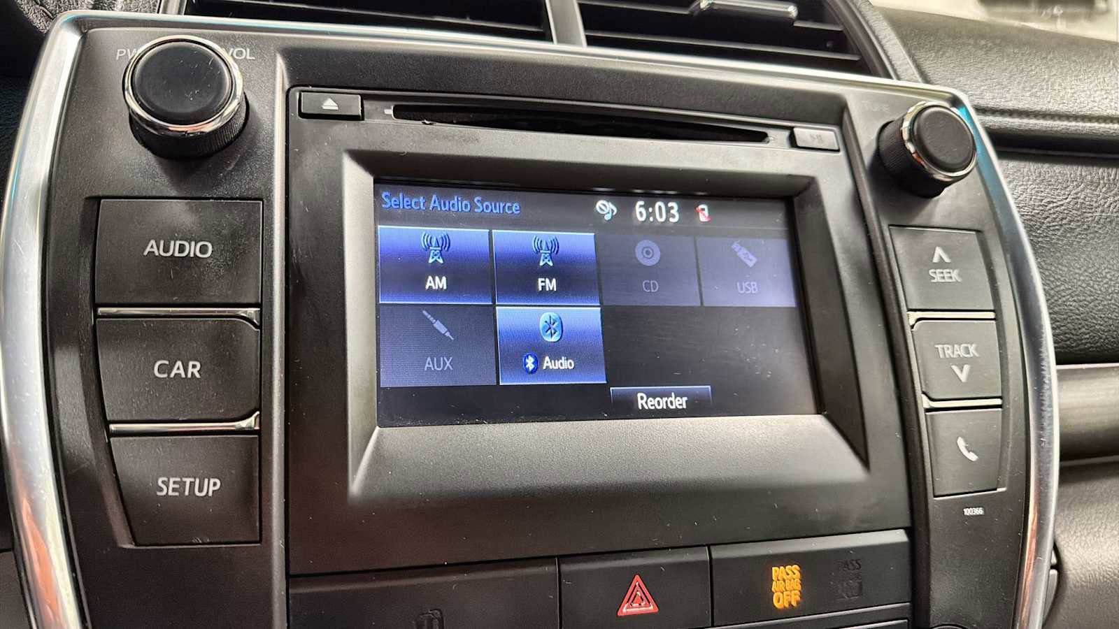 Used 2015 Toyota Camry LE image 18