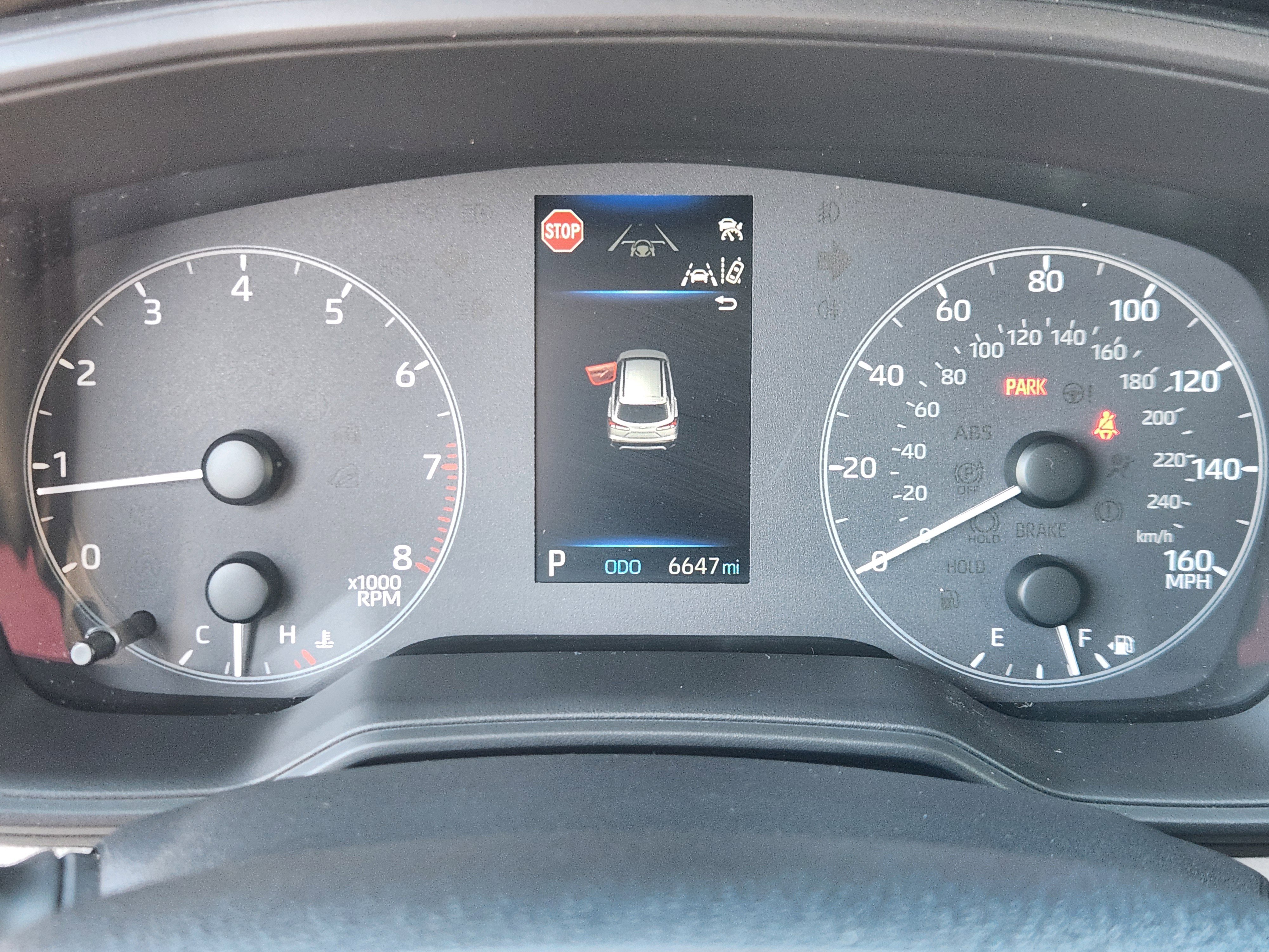 Used 2023 Toyota Corolla Cross L image 10