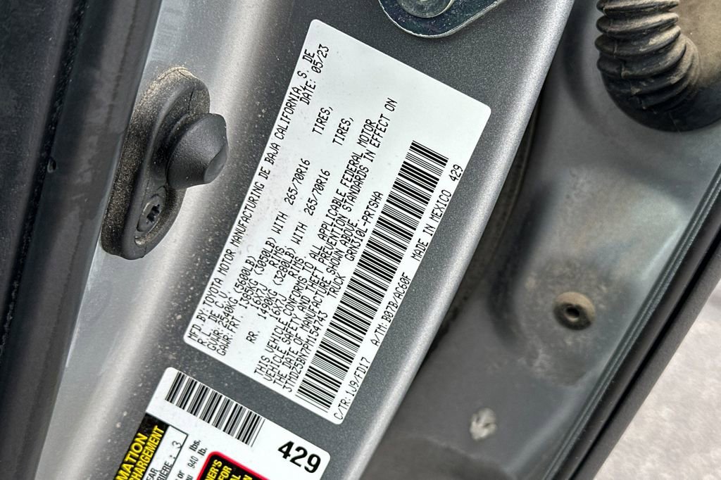 Used 2023 Toyota Tacoma TRD Off-Road w/ Technology Package image 29