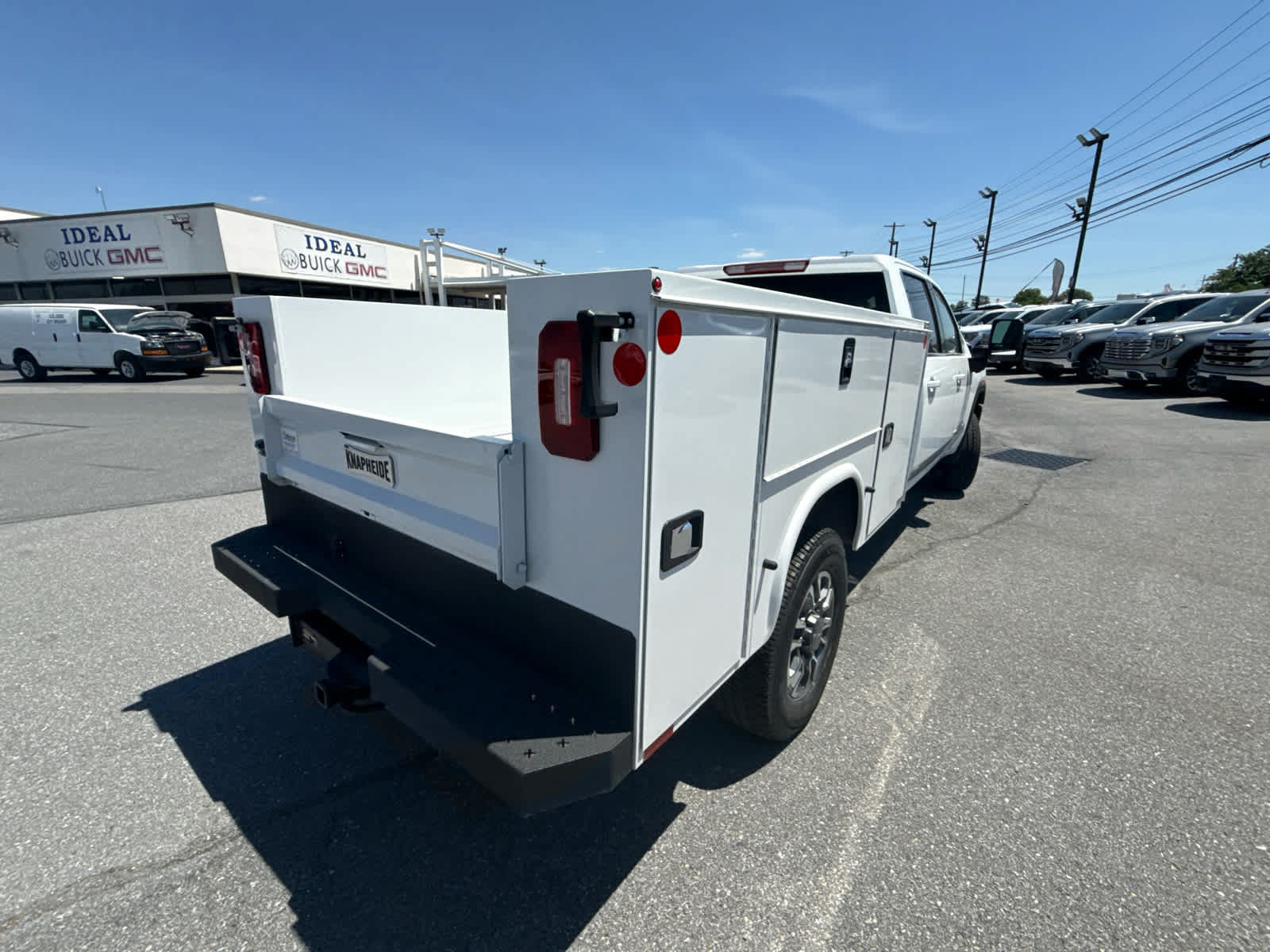 New 2026 GMC Sierra 3500 SLE w/ SLE Convenience Package AWD/4WD image 19