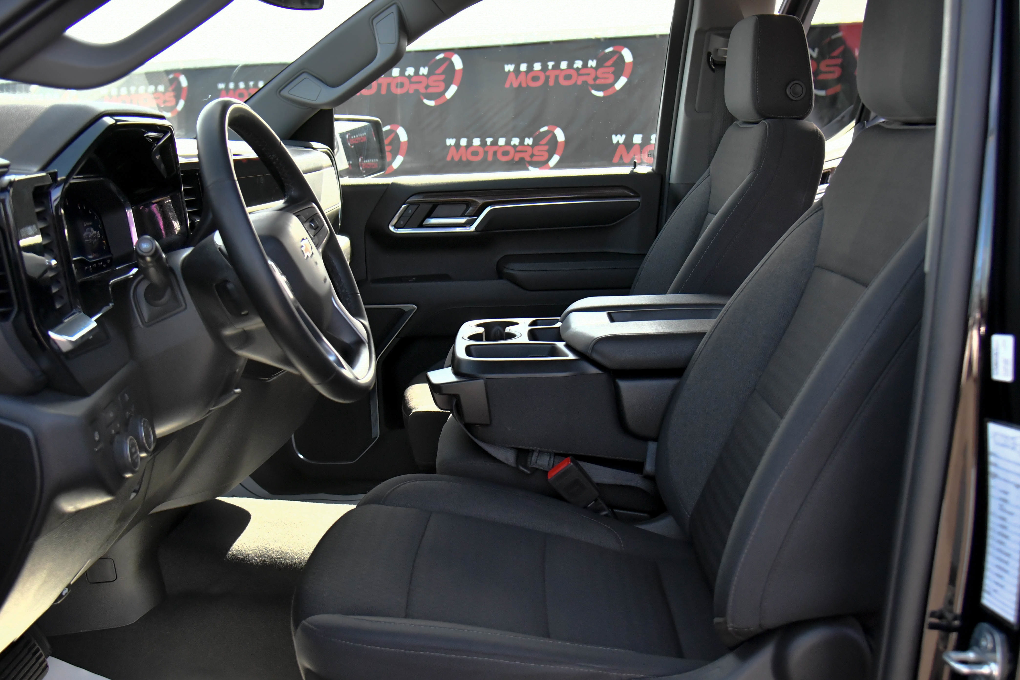 Used 2024 Chevrolet Silverado 1500 LT w/ Protection Package image 17