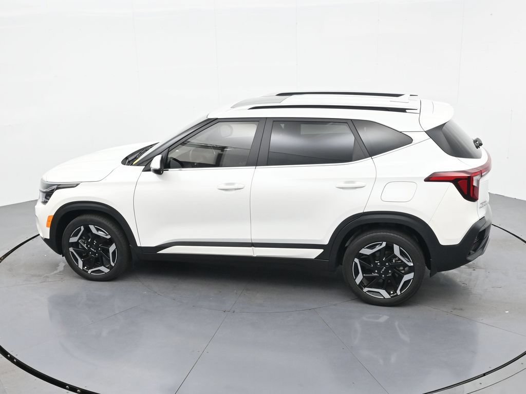 Used 2024 Kia Seltos SX w/ SX Sunroof Package AWD/4WD image 29