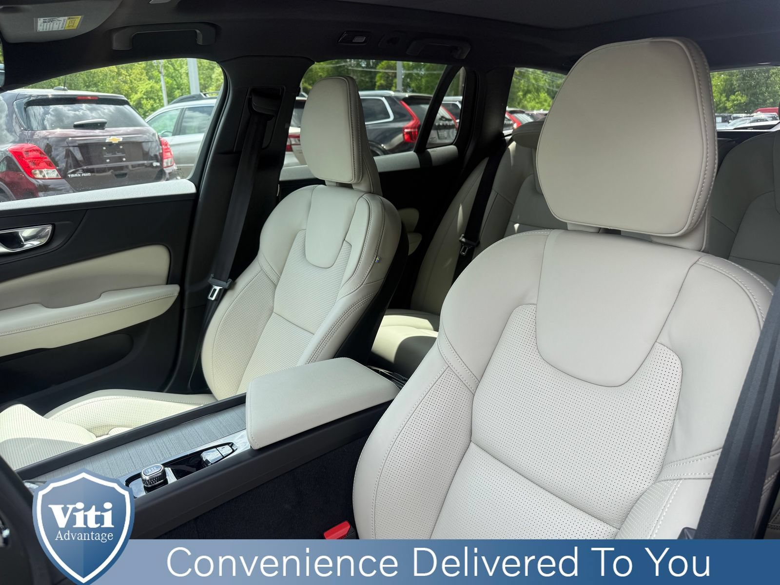 New 2026 Volvo V60 B5 Cross Country Ultra w/ Protection Package Premier AWD/4WD image 13