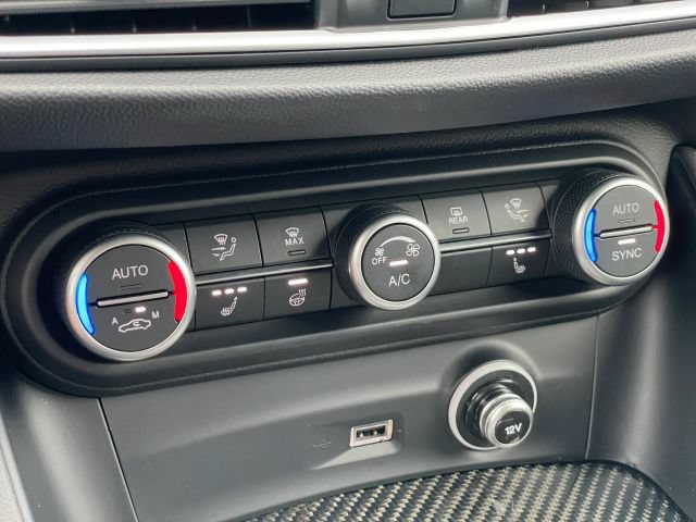 Used 2022 Alfa Romeo Stelvio Quadrifoglio w/ Active Assist Plus Package AWD/4WD image 26