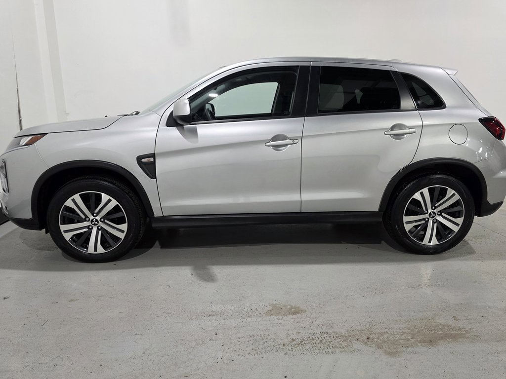 Used 2023 Mitsubishi Outlander Sport ES image 13