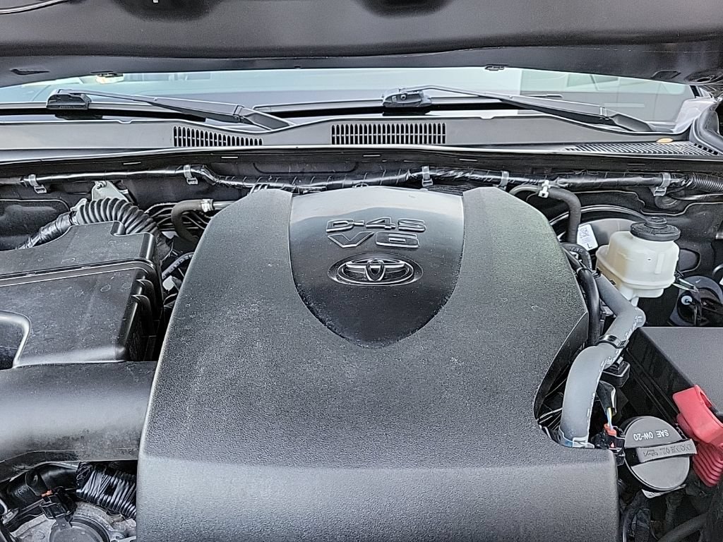 Used 2021 Toyota Tacoma TRD Sport w/ Technology Package AWD/4WD image 35