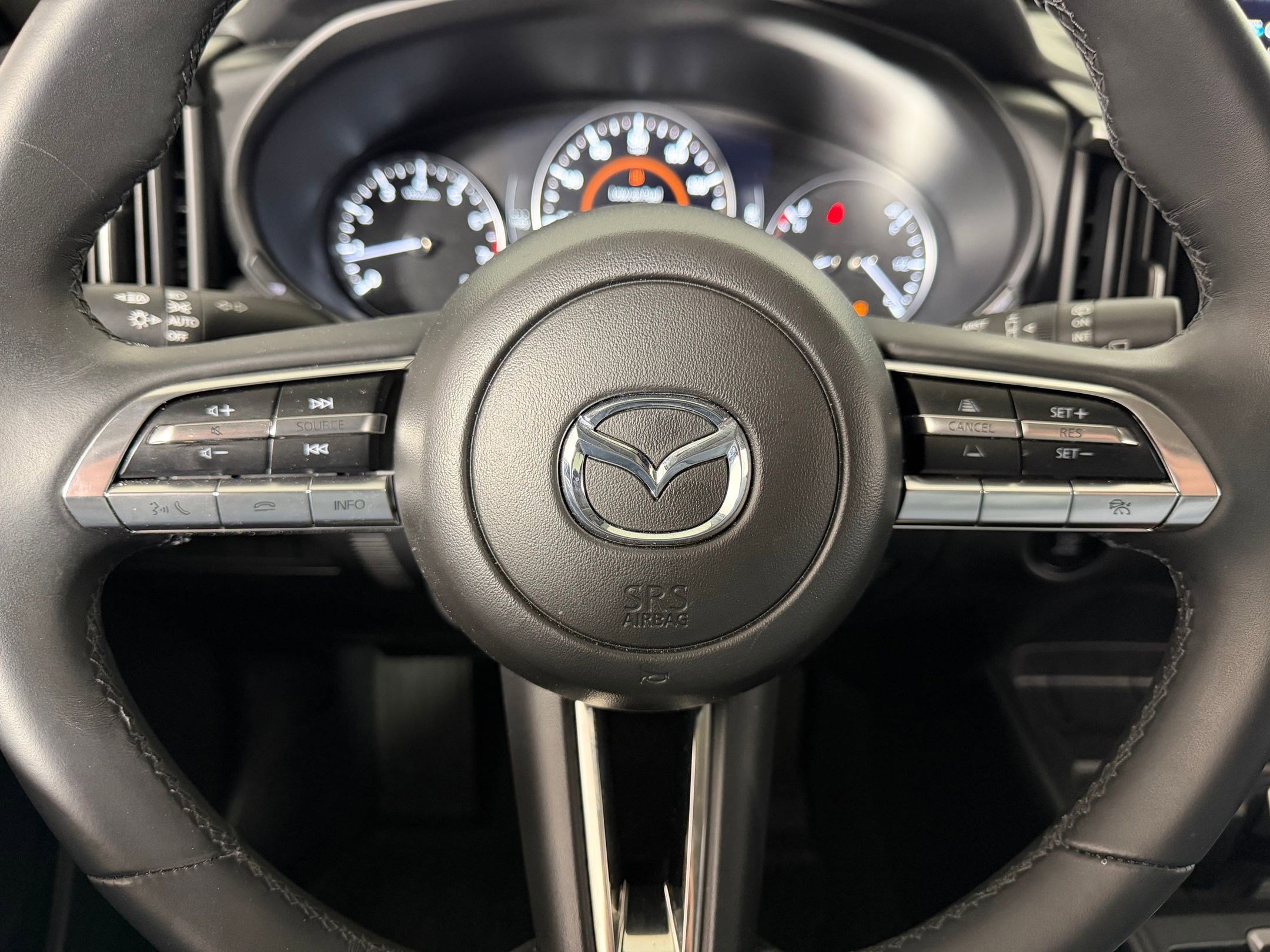 Used 2025 MAZDA CX-50 AWD 2.5 S w/ Cargo Package image 15