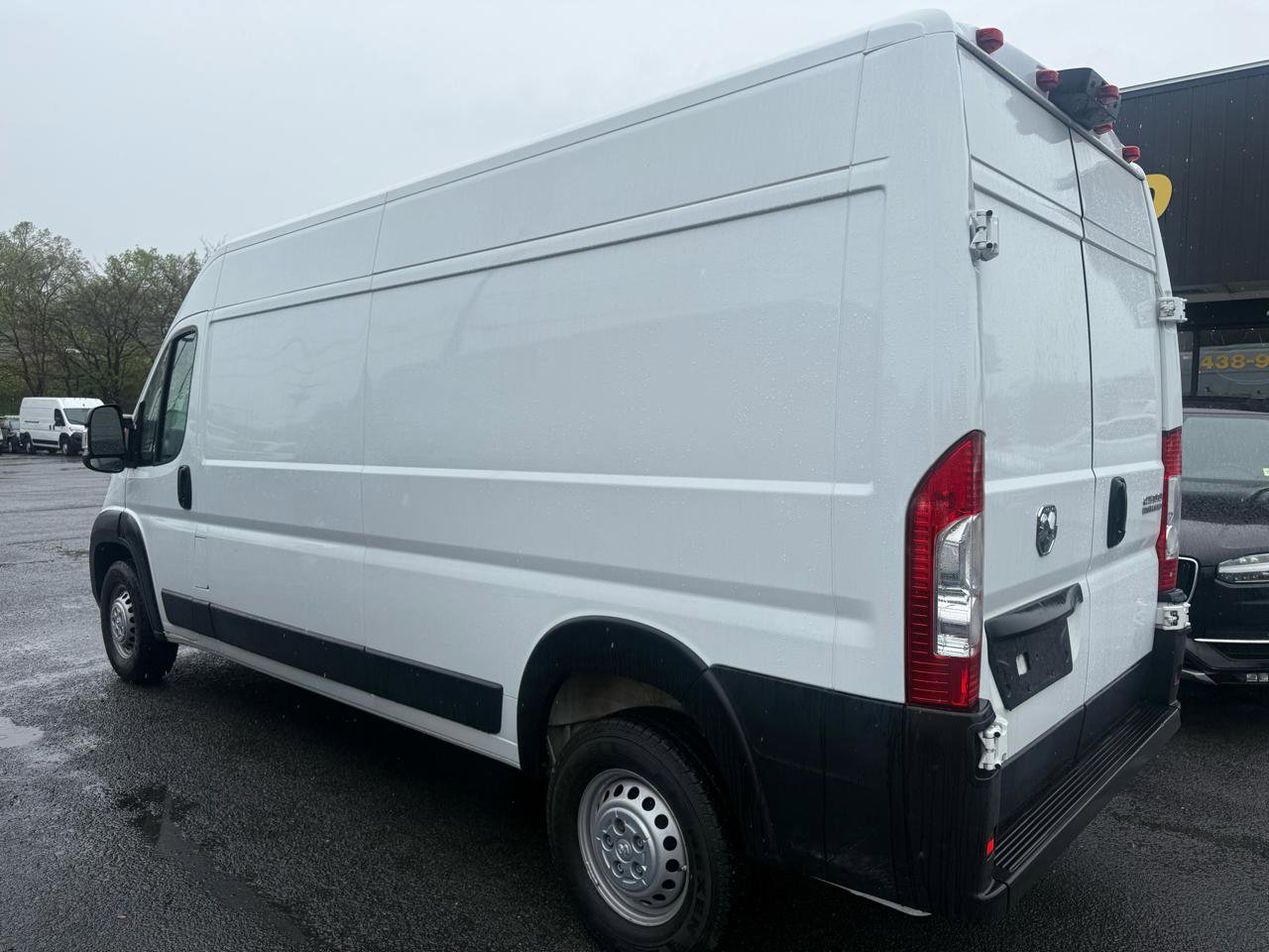Used 2025 RAM ProMaster 2500 w/ Convenience Group FWD image 6