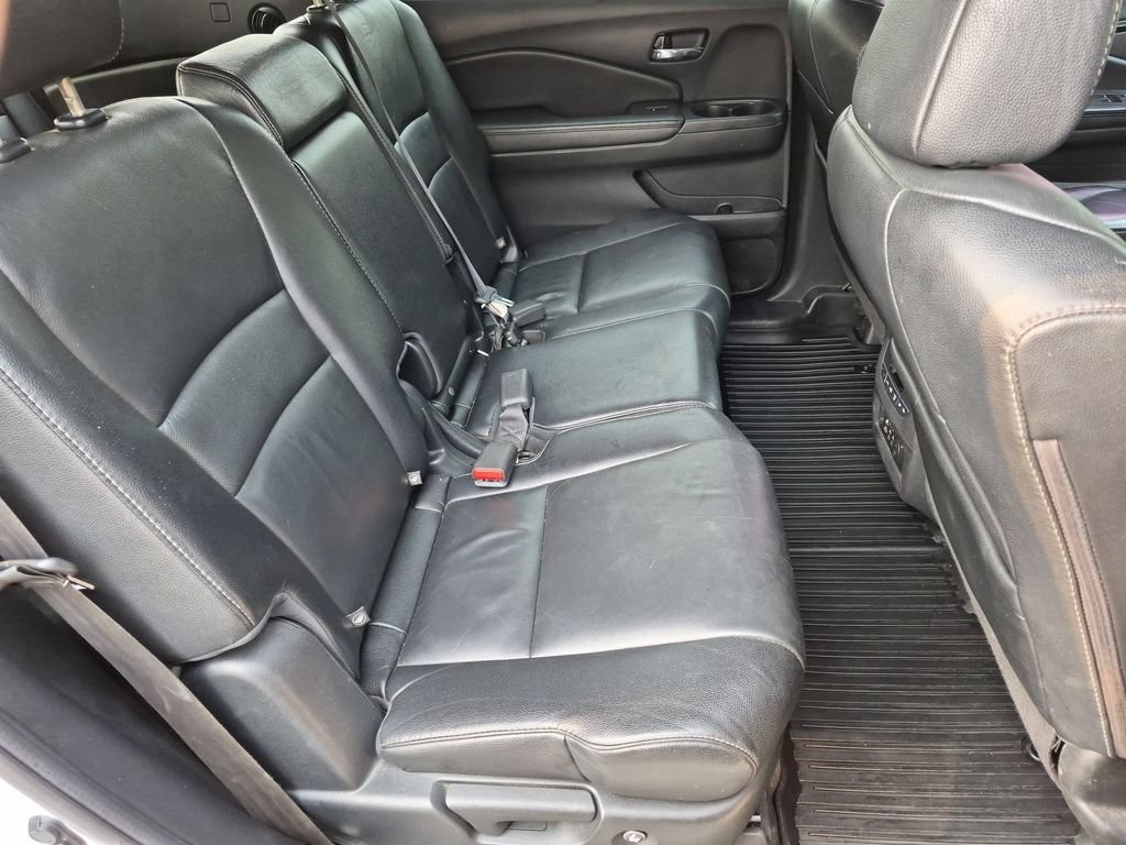 Used 2018 Honda Pilot Touring image 21