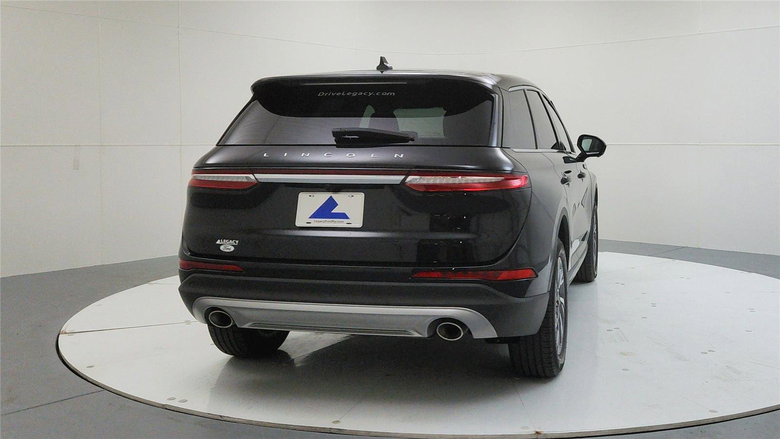 Used 2023 Lincoln Corsair AWD w/ Equipment Group 101A image 7