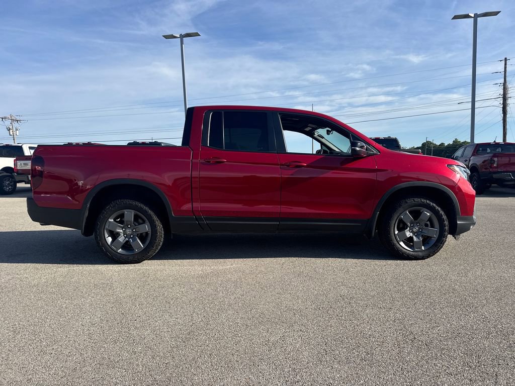 Used 2025 Honda Ridgeline TrailSport image 7