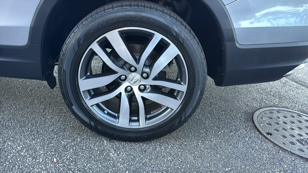Used 2017 Honda Pilot Elite image 9
