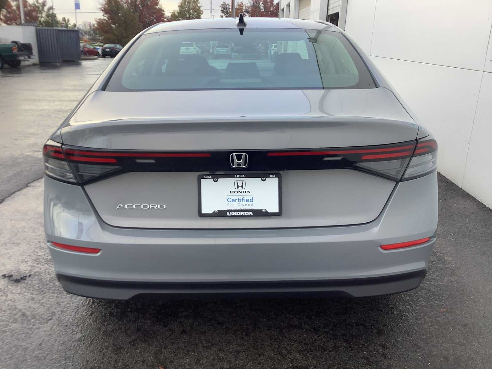 Certified 2025 Honda Accord SE image 5