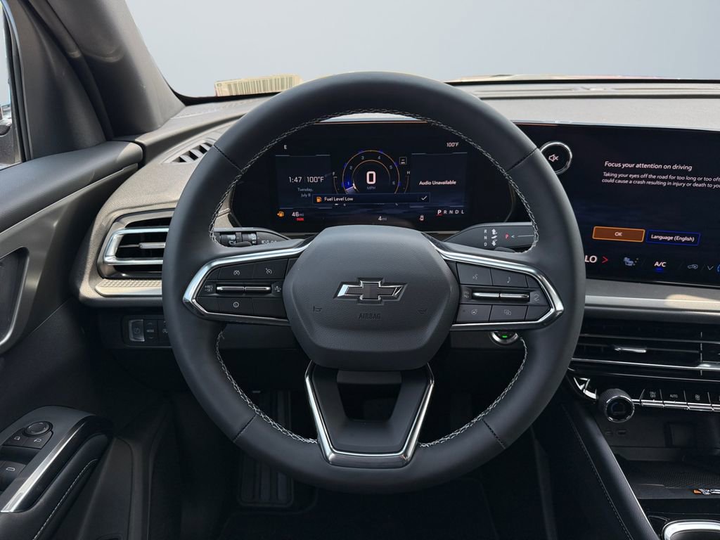 Used 2025 Chevrolet Traverse LT w/ Midnight/Sport Edition image 12