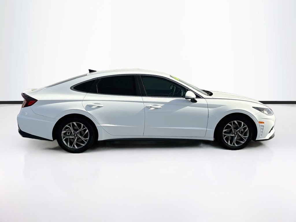 Used 2023 Hyundai Sonata SEL FWD image 4