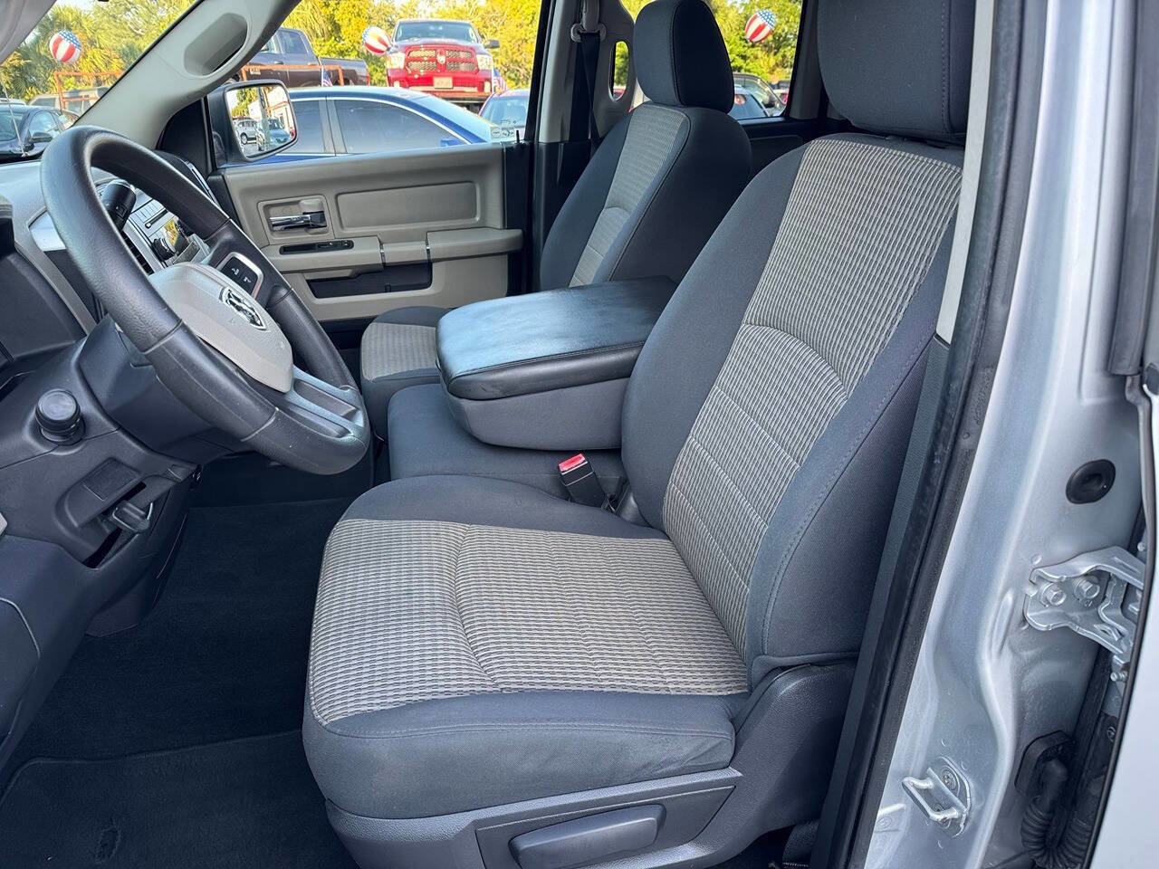 Used 2009 Dodge Ram 1500 Truck SLT image 13