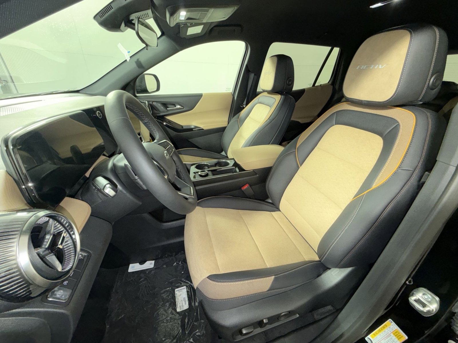 New 2026 Chevrolet Equinox ACTIV FWD image 13