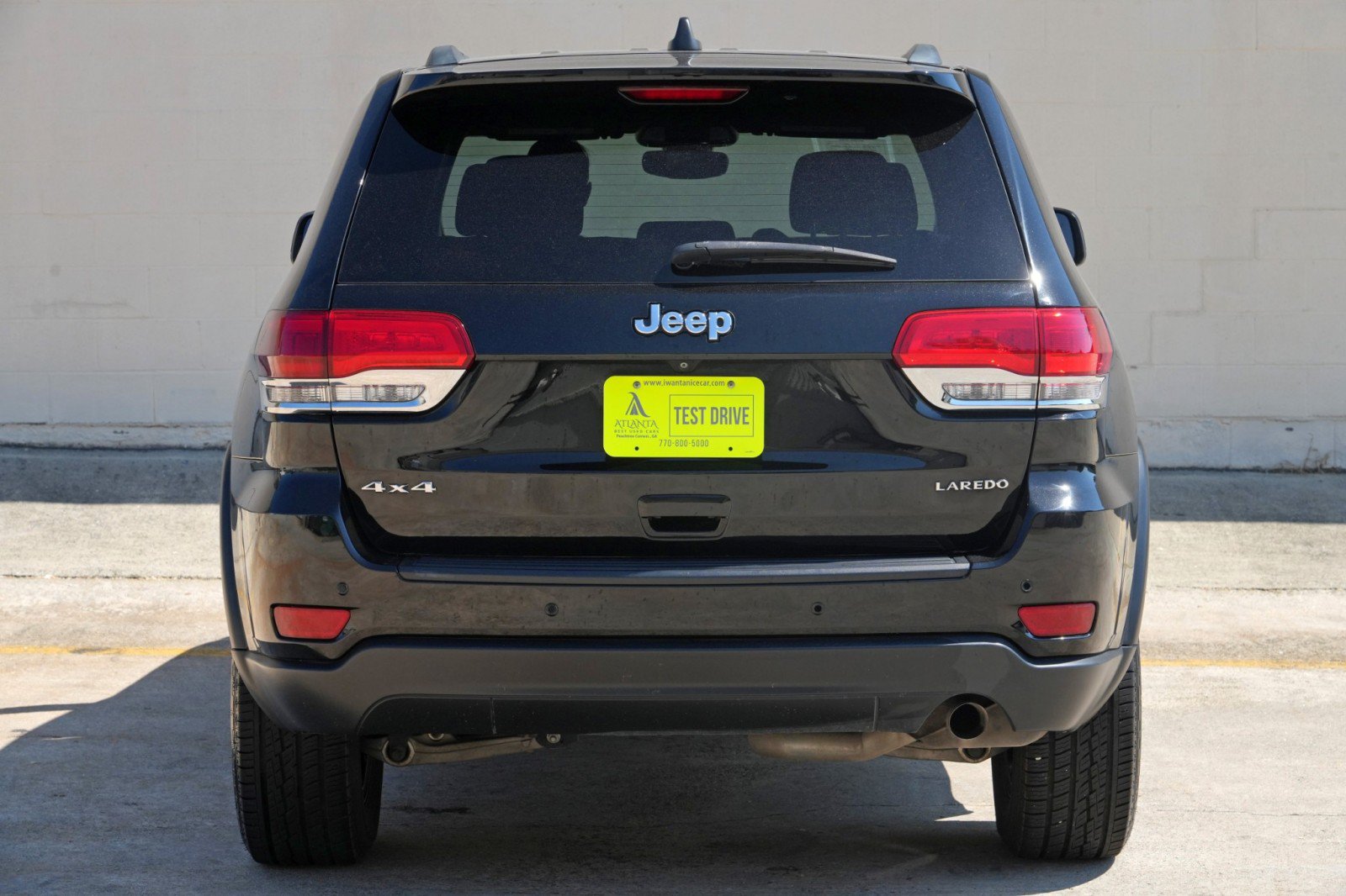 Used 2019 Jeep Grand Cherokee Laredo w/ 18" Wheel & 8.4" Radio Group AWD/4WD image 47
