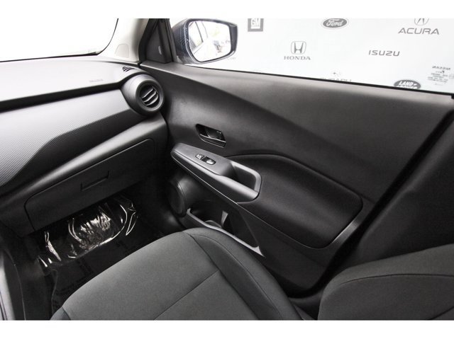 Used 2025 Nissan Kicks Play S FWD image 8