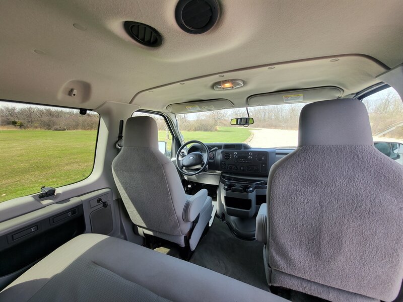 Used 2014 Ford E-350 and Econoline 350 XLT RWD image 18
