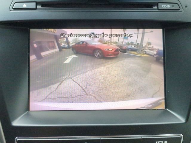 Used 2018 Hyundai Santa Fe SE FWD image 19