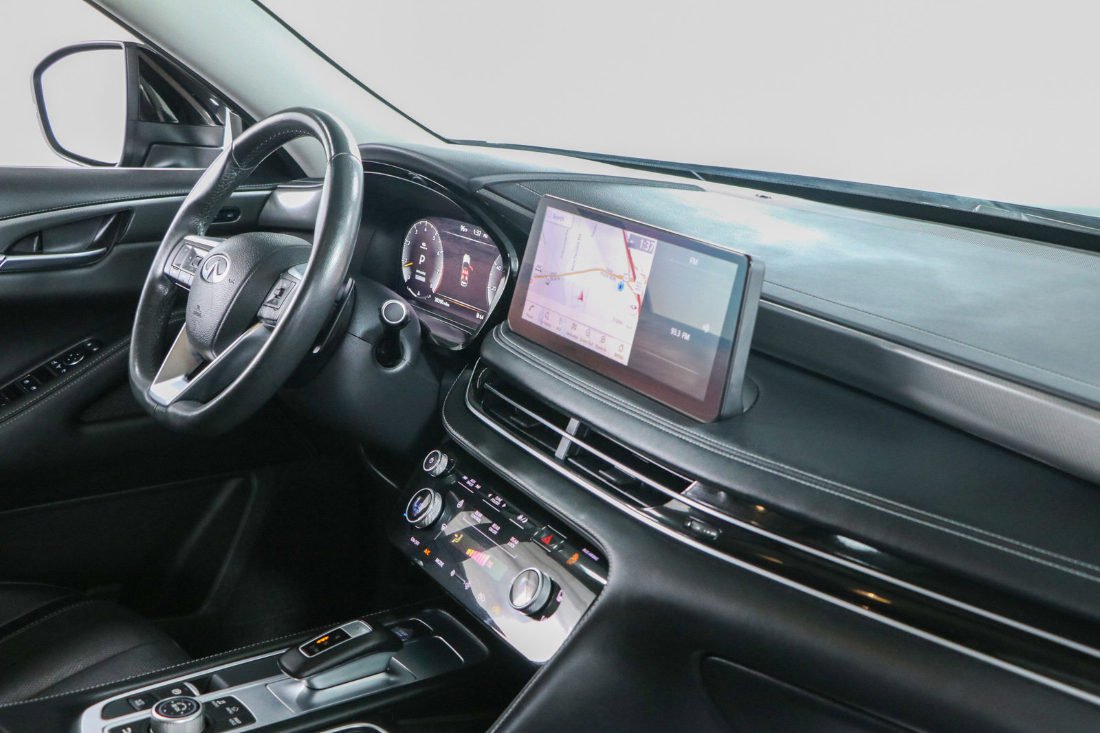 Used 2023 INFINITI QX60 Luxe w/ Cargo Package FWD image 27