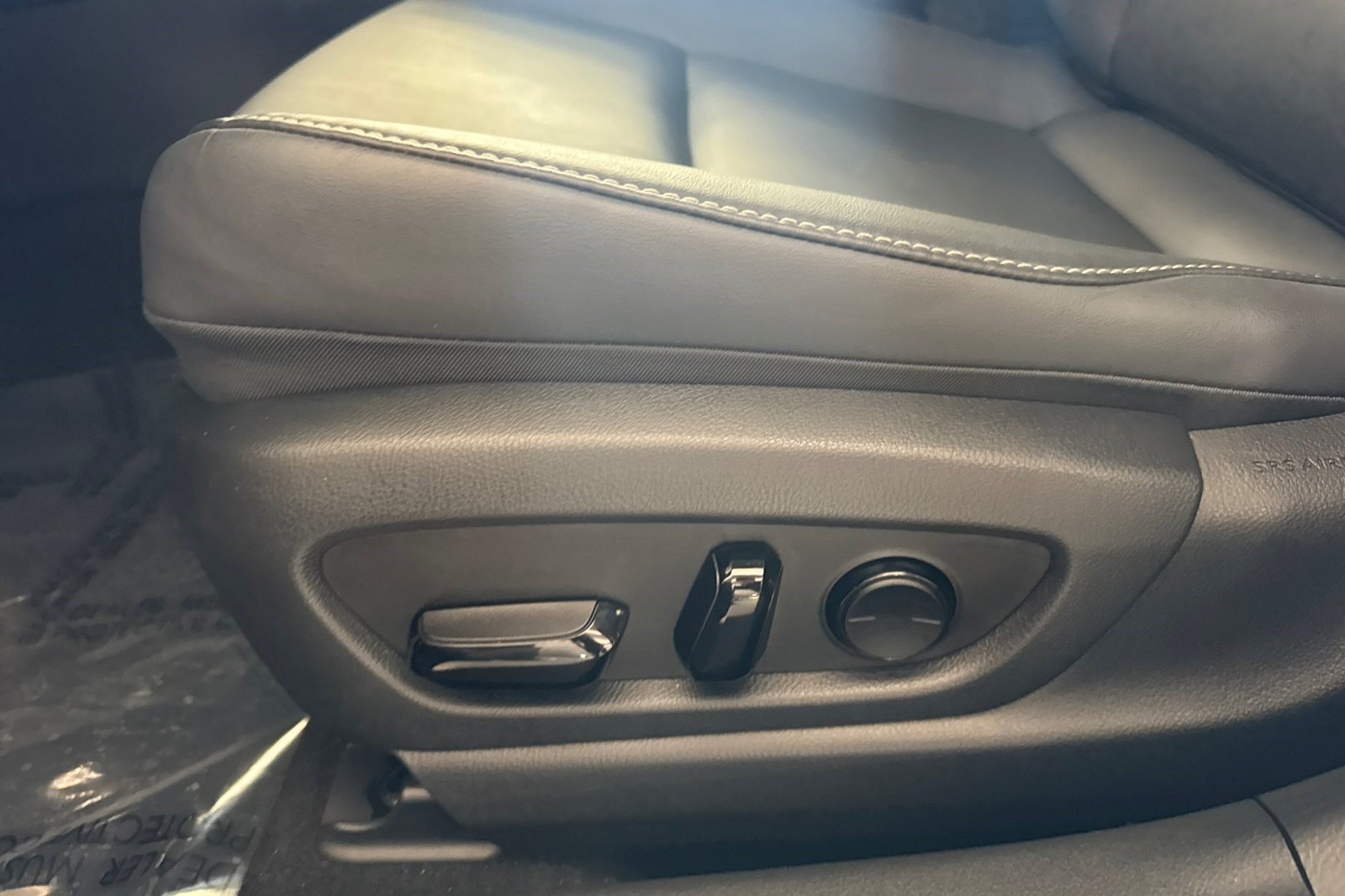 Certified 2024 Lexus UX 250h FWD image 15