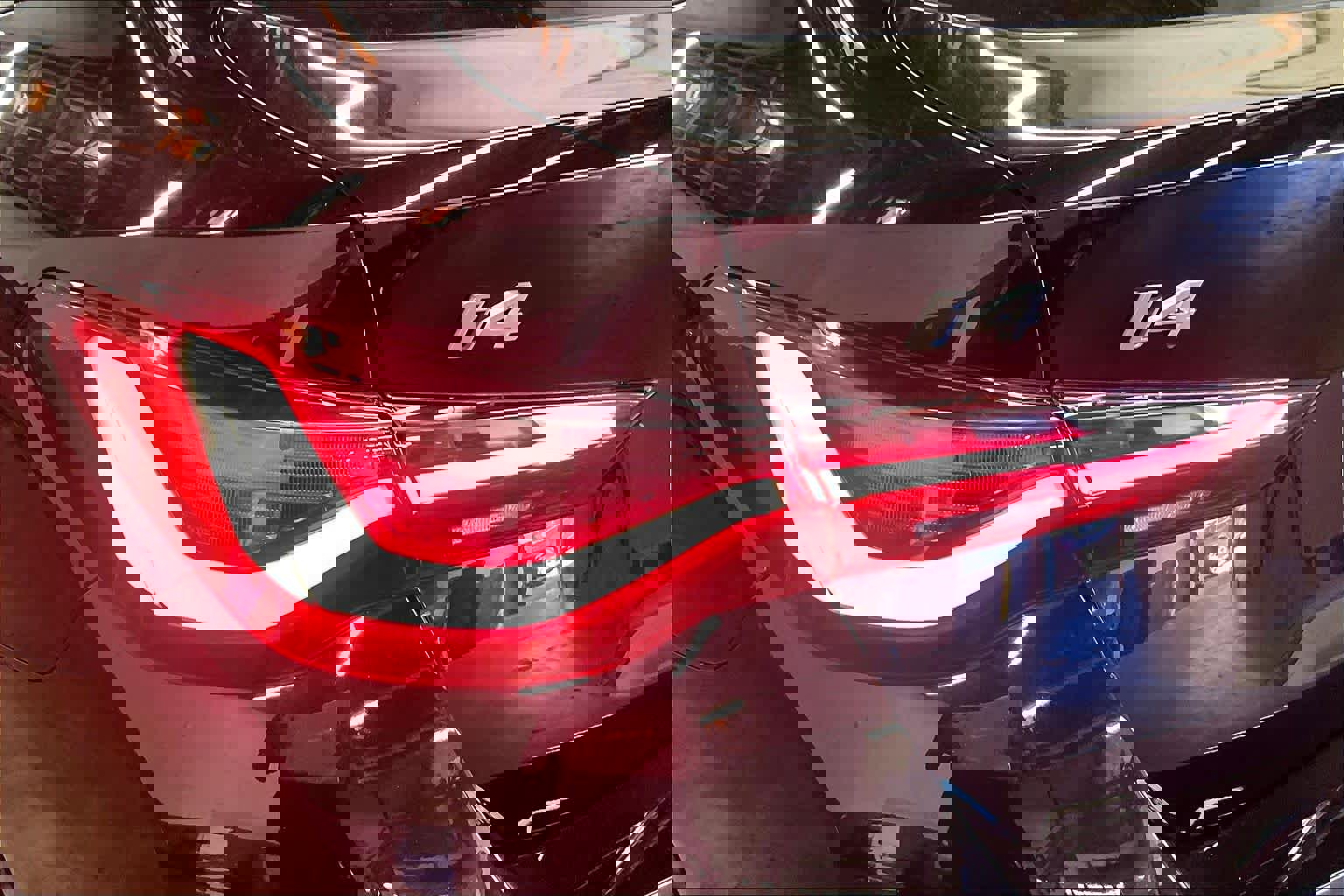 Used 2025 BMW i4 eDrive40 w/ M Sport Package image 32