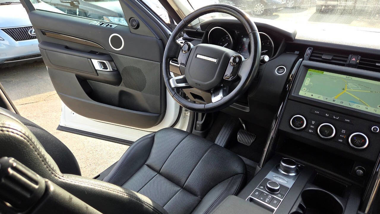 Used 2019 Land Rover Discovery SE AWD/4WD image 47