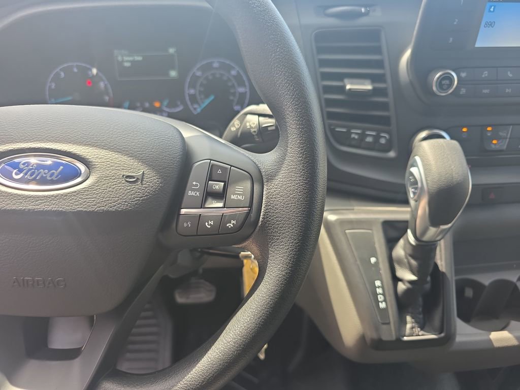 New 2025 Ford Transit 250 148 Medium Roof image 30