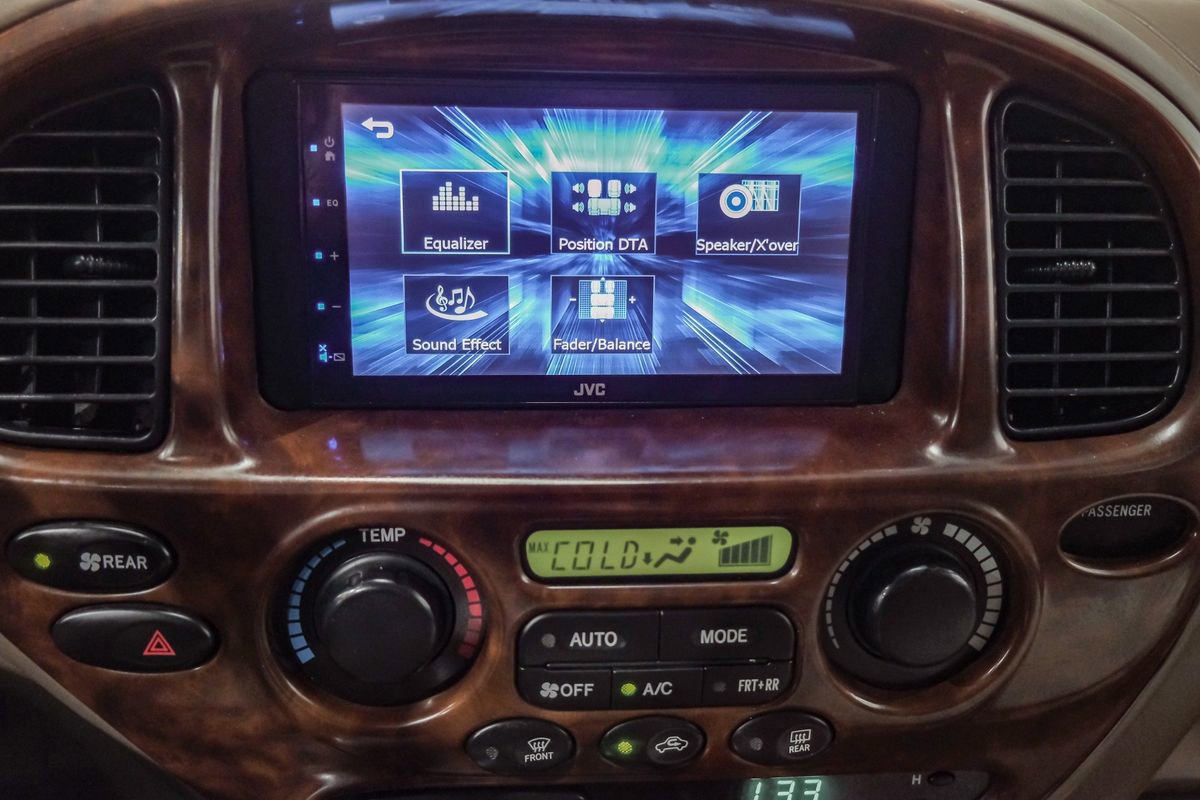 Used 2004 Toyota Sequoia SR5 image 24