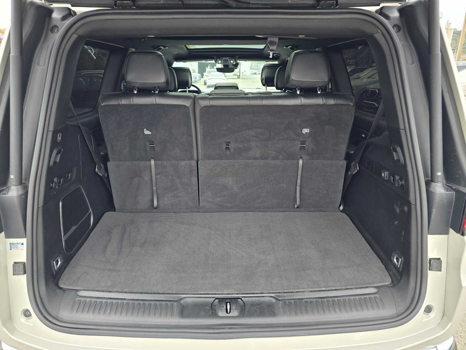 Used 2022 Jeep Wagoneer Series I w/ Convenience Group I RWD image 14