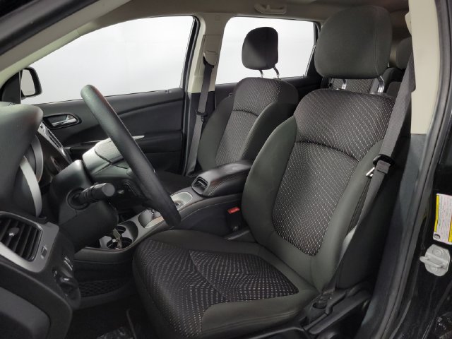 Used 2020 Dodge Journey SE FWD image 14