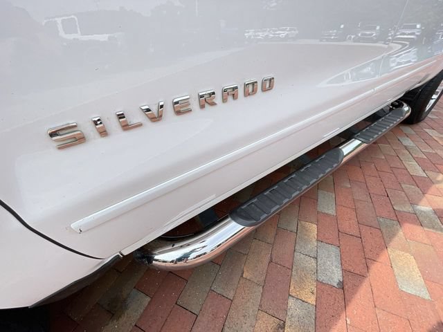 Used 2017 Chevrolet Silverado 1500 LT w/ All Star Edition AWD/4WD image 26