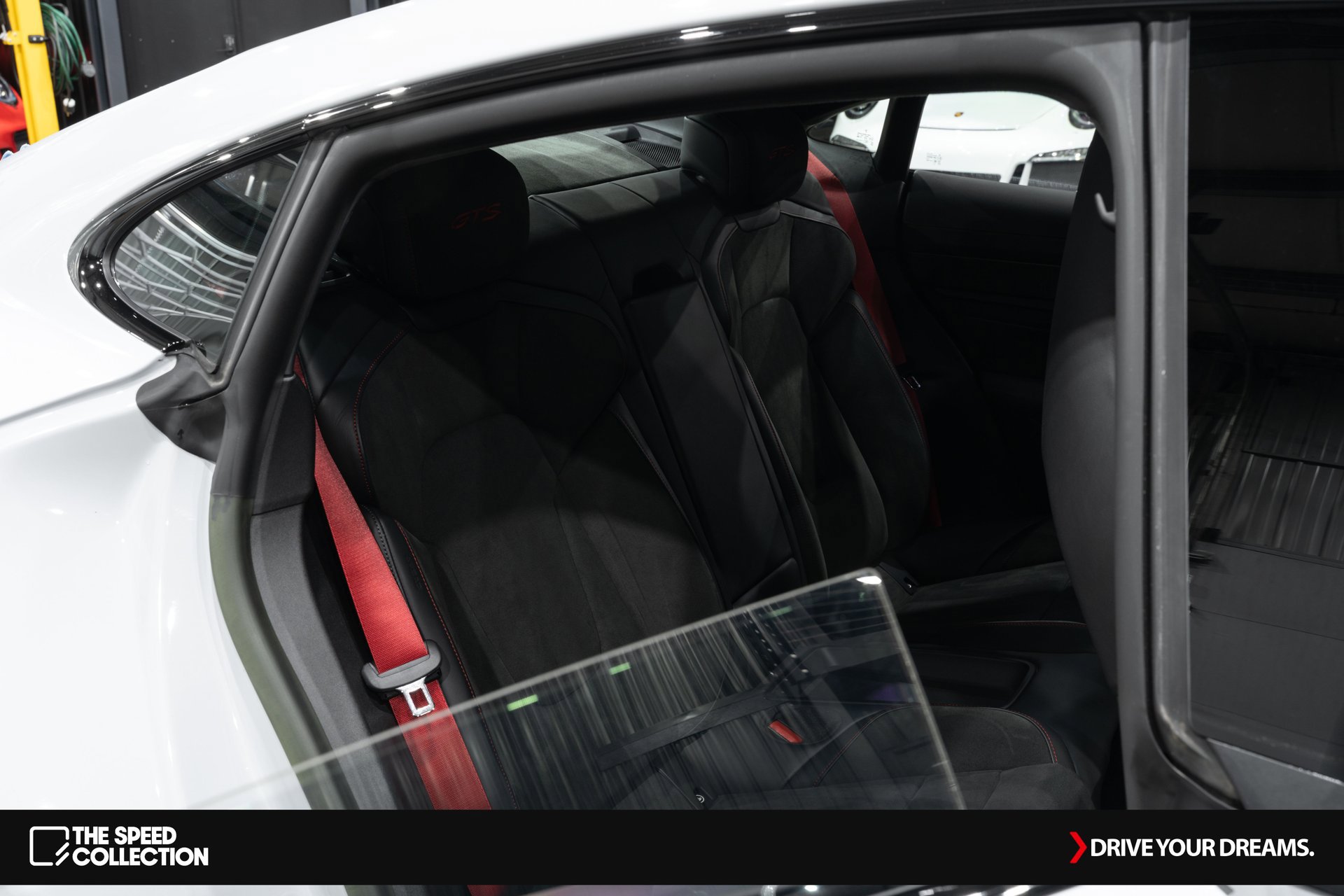 Used 2023 Porsche Taycan GTS image 30