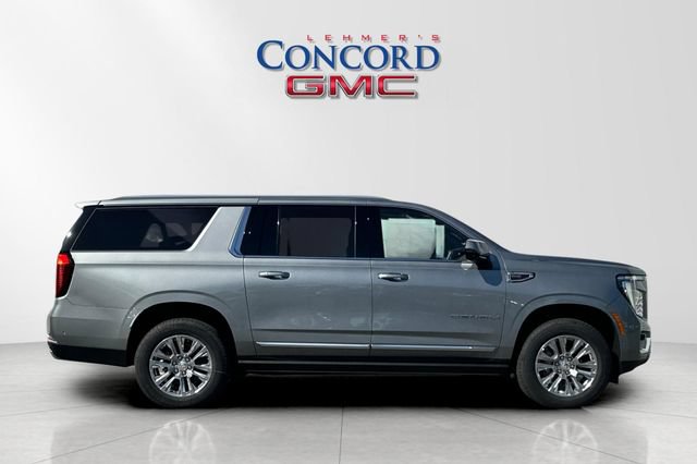 New 2026 GMC Yukon XL Denali w/ Sun & Power Step Package AWD/4WD image 3