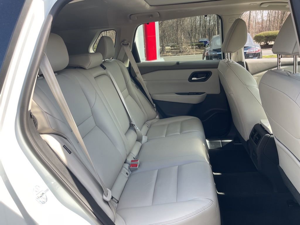 Certified 2023 Nissan Rogue SL w/ SL Premium Package image 21