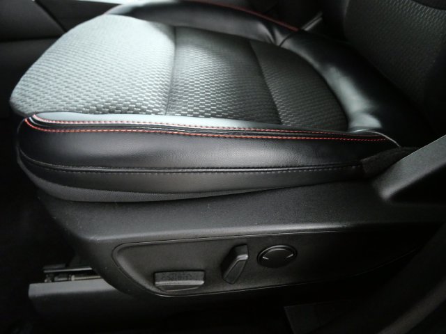 Certified 2023 Ford Escape ST-Line w/ Tech Pack #1 AWD/4WD image 16