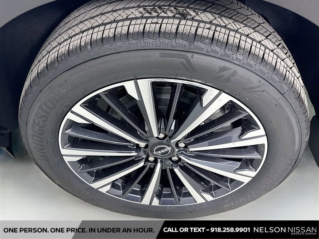 New 2026 Nissan Pathfinder Platinum image 33