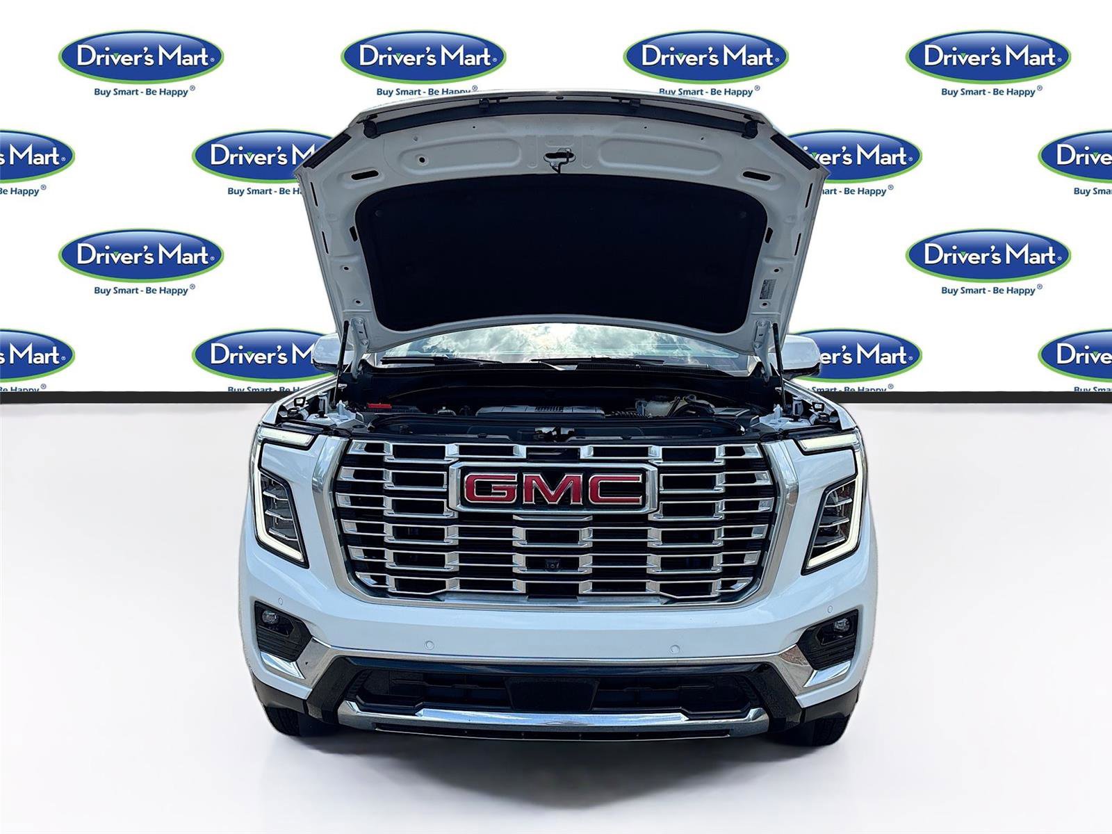 Used 2025 GMC Yukon Denali RWD image 35
