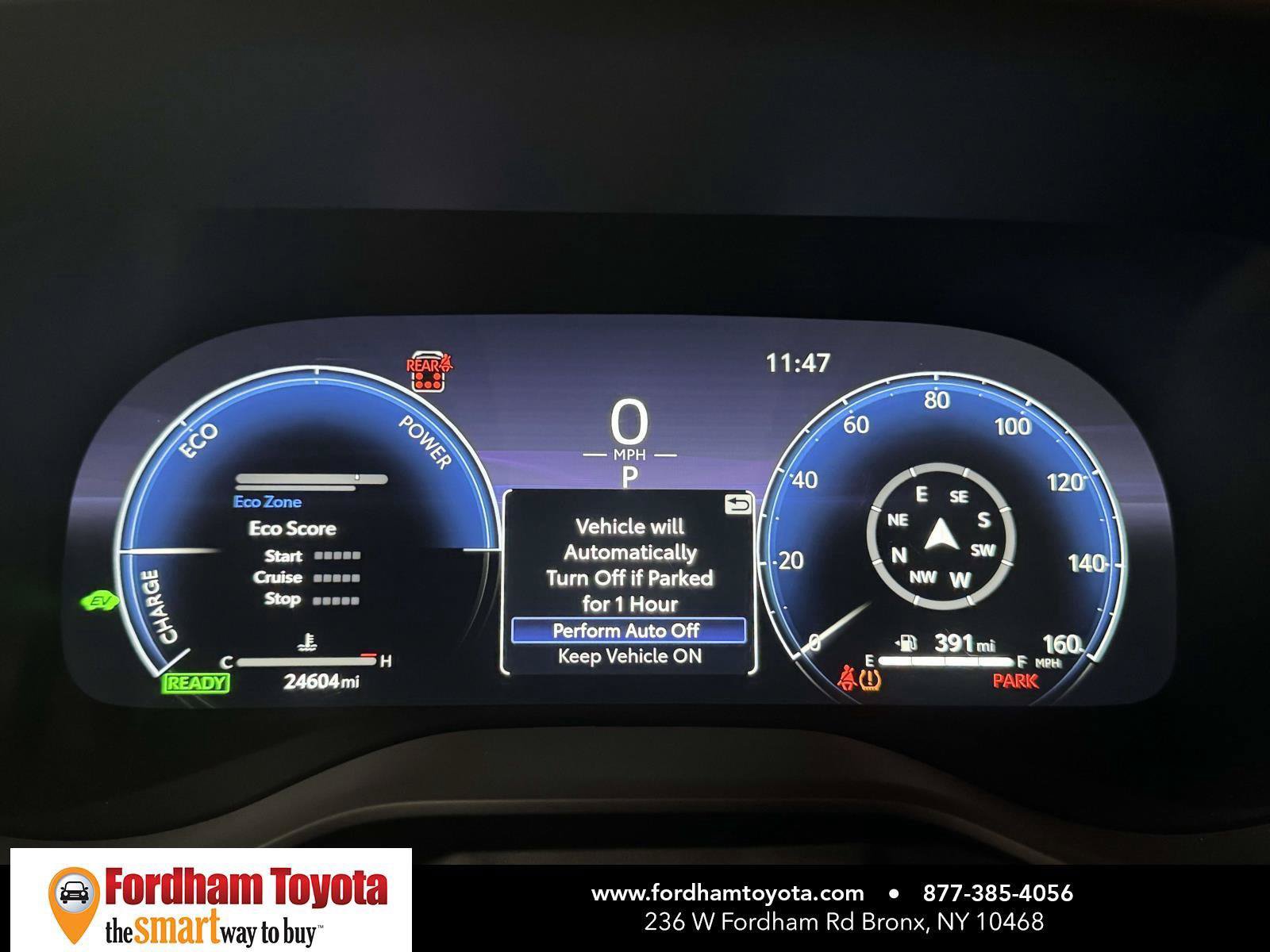 Used 2025 Toyota Sienna XSE w/ XSE Premium Package AWD/4WD image 27