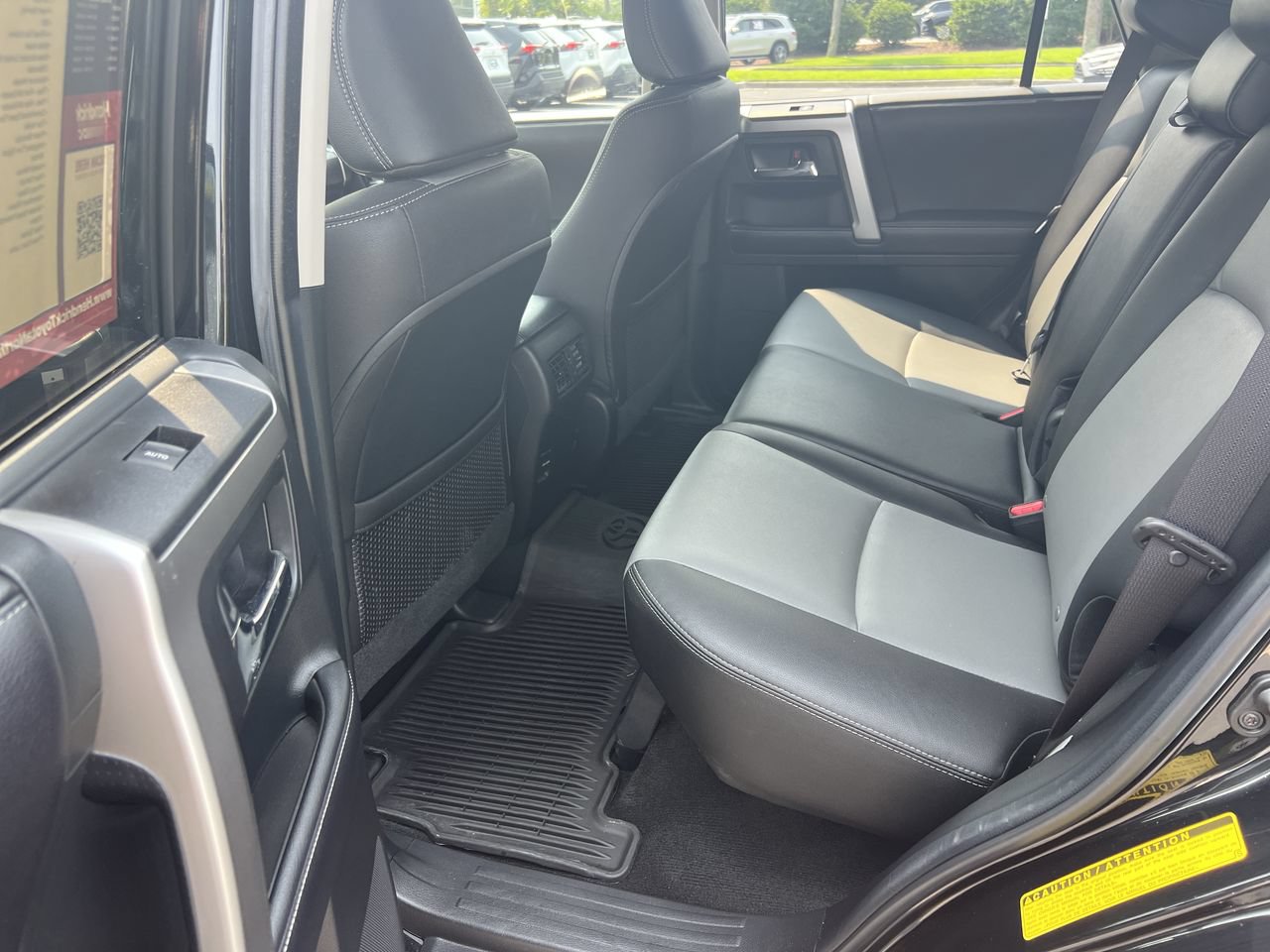 Used 2018 Toyota 4Runner SR5 Premium RWD image 32