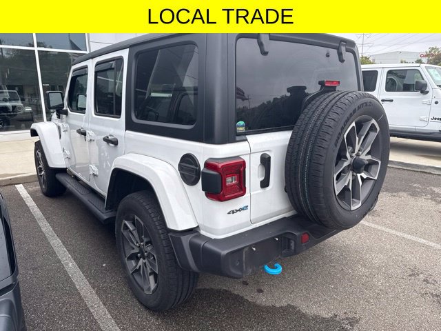 Used 2024 Jeep Wrangler Unlimited w/ Convenience Group AWD/4WD image 4