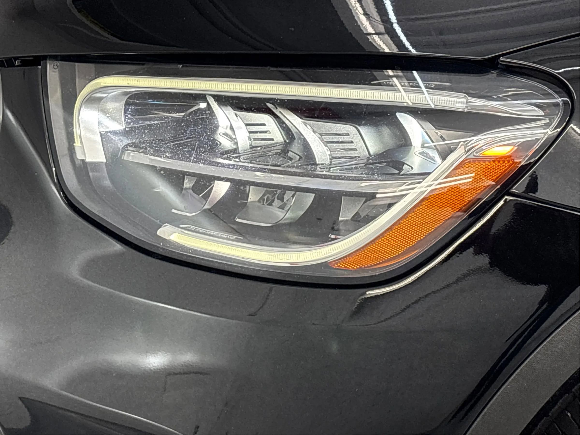 Used 2020 Mercedes-Benz GLC 300 4MATIC image 34