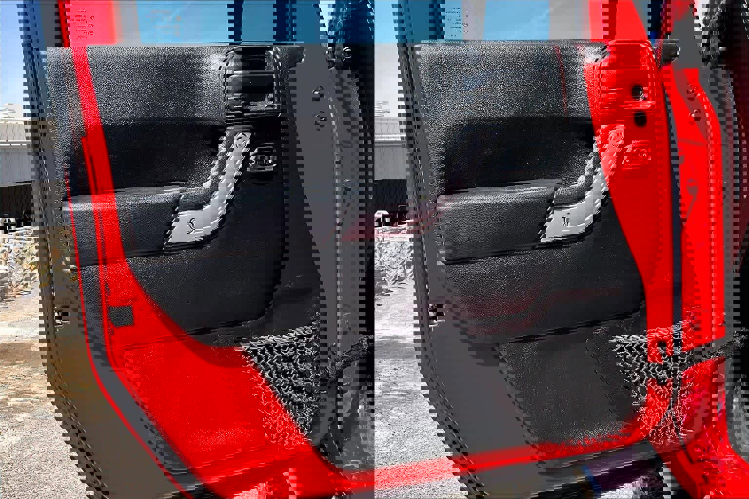 Used 2017 Jeep Wrangler Unlimited Sahara w/ Connectivity Group image 20