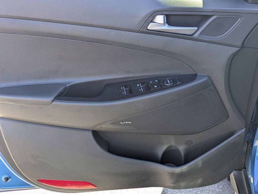 Certified 2021 Hyundai Tucson Limited image 11